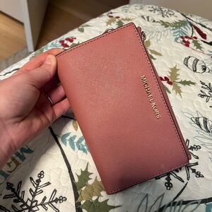 Michael Kors Jet Set Double Zip Leather Smartphone Wristlet Coral Pink
